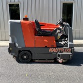 Powerboss Nautilus 45LP Rider Scrubber/Sweeper